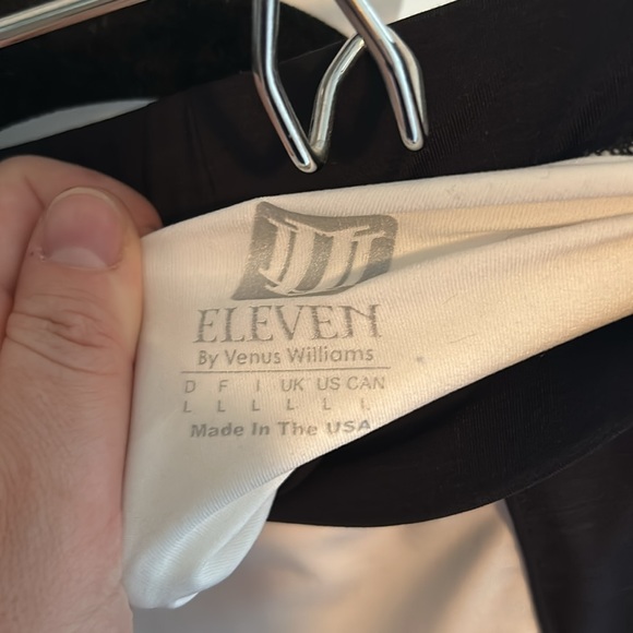 White tennis outfit t-shirt and tennis skirt by Venus Williams - Picture 9 of 10